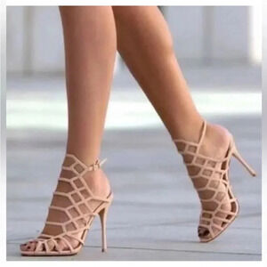 Steve Madden Slithur Sandal Stiletto Heel Leather Neutral Nude Strappy Cage 7.5